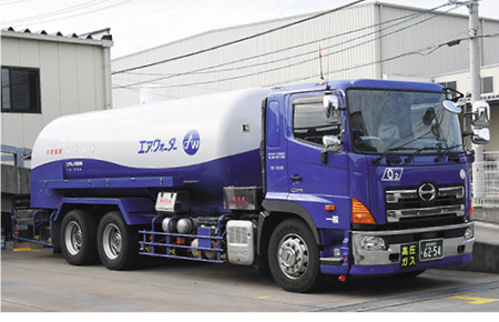 一般ガスタンクローリー
